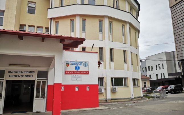 Scandalul PacienÅ£ilor Cu Covid 19 SedaÅ£i Si LegaÅ£i De Pat La Un Spital Din Sibiu AnchetÄƒ PenalÄƒ In Curs Vremea Noua Liderul Presei Vasluiene