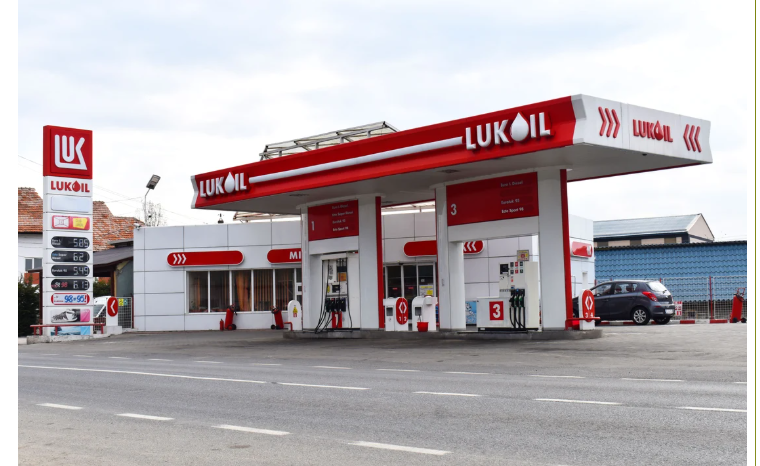 Motorina s-a ieftinit cu doar 17 bani după reducerea accizei. Șoferii ar fi trebuit să plătească cu 85 de bani mai puțin